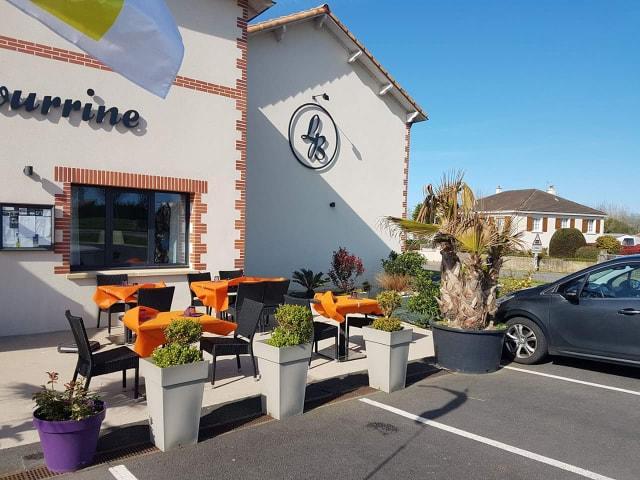 Logis La Bourrine Hotel Villeneuve-en-Retz Exterior photo